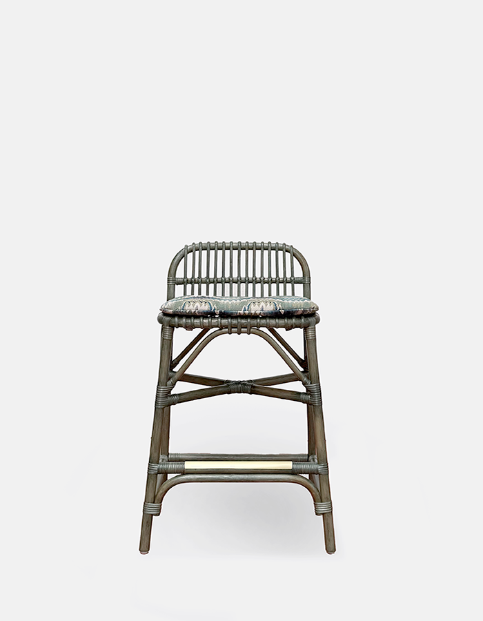 Wild stool_sage_front_700900(0)